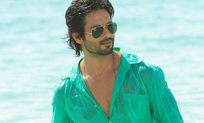 shahid kapoor had enough of dating actresses