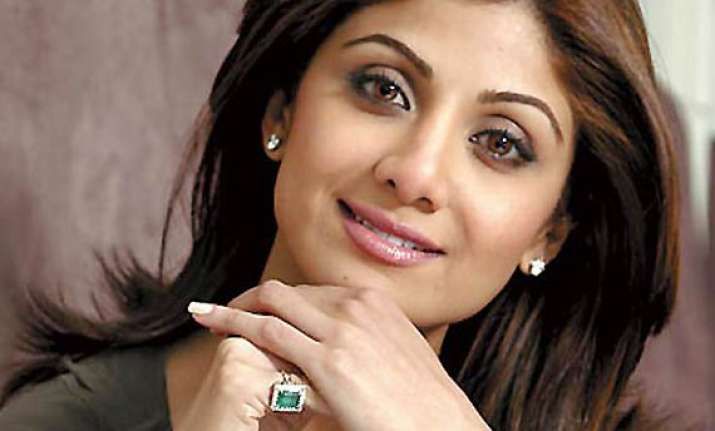 shilpa shetty supports no pregnancy clause