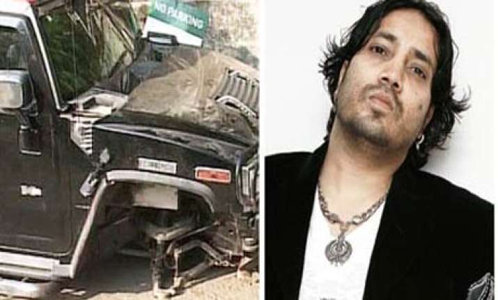 singer mika named suspect in mumbai hit and run case