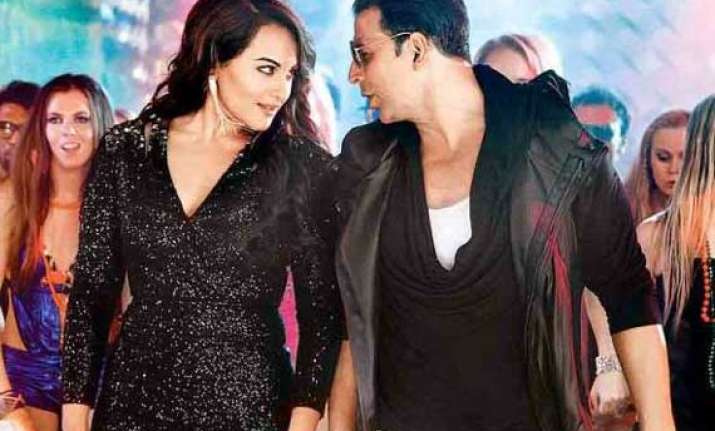 sonakshi akshay to feature in an item number worth rs 6 cr