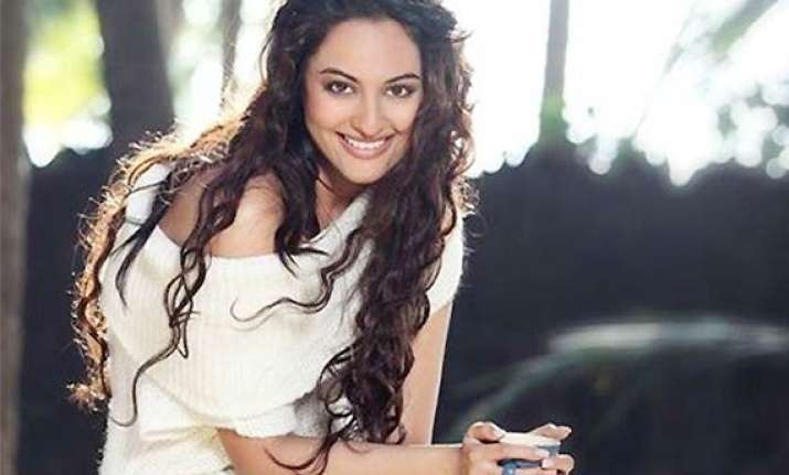 sonakshi sinha would like to act with tom cruise george