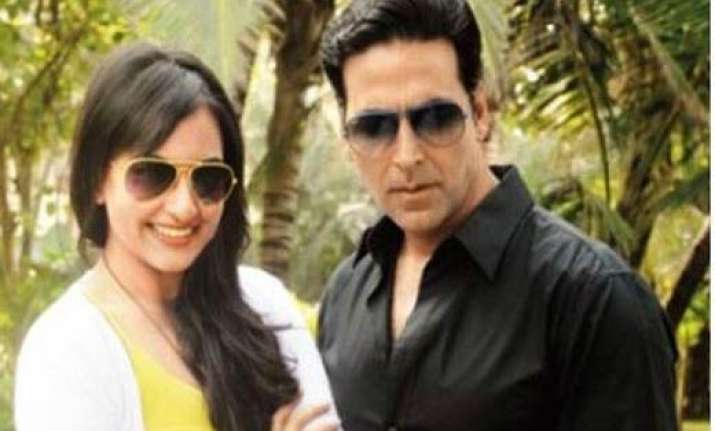 sonakshi may do mandakini s role in ouatim sequel