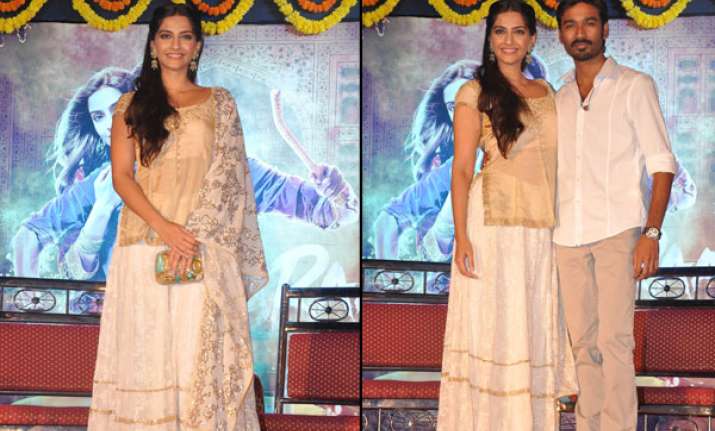 sonam dhanush promote raanjhanaa in mumbai watch pics