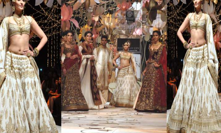 Beautiful Bride Bollywood News 9