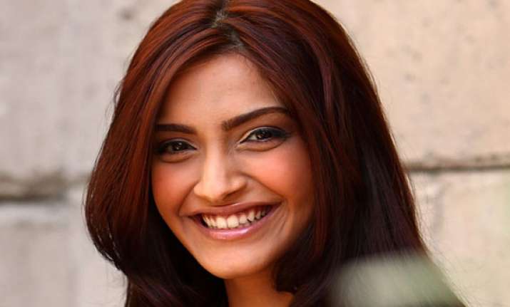 sonam a natural actress doesn t use glycerine to cry