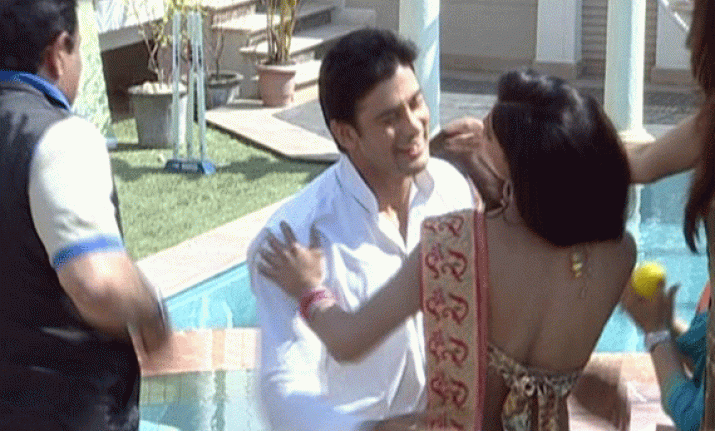 veena malik gets a new guy sangram singh in bigg toss
