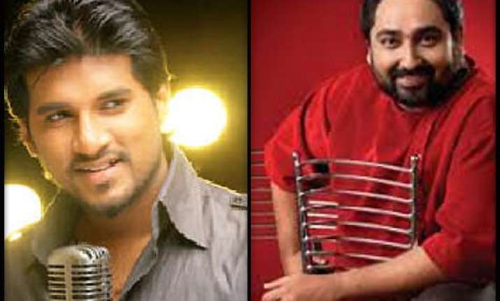 vijay yesudas m jayachandran bag hit maker award