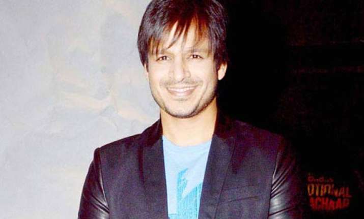 vivek oberoi disappointed over sher getting into legal