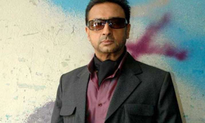 working in baat ban gayi was tough for gulshan grover