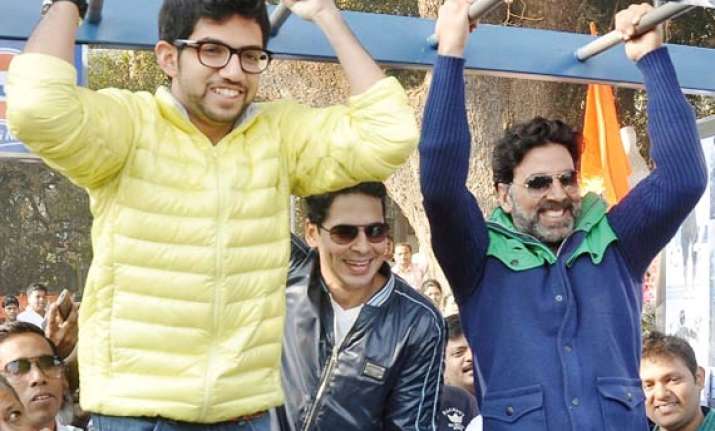akshay kumar thanks aditya thackeray for lending support