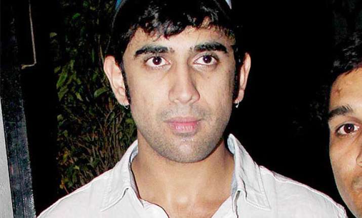post injury amit sadh cans climax scene for guddu rangeela