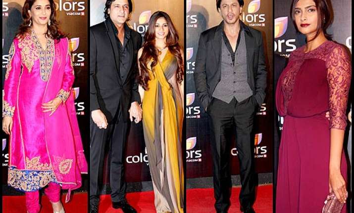 shah rukh sonam priyanka arman tanishaa sizzle at colors