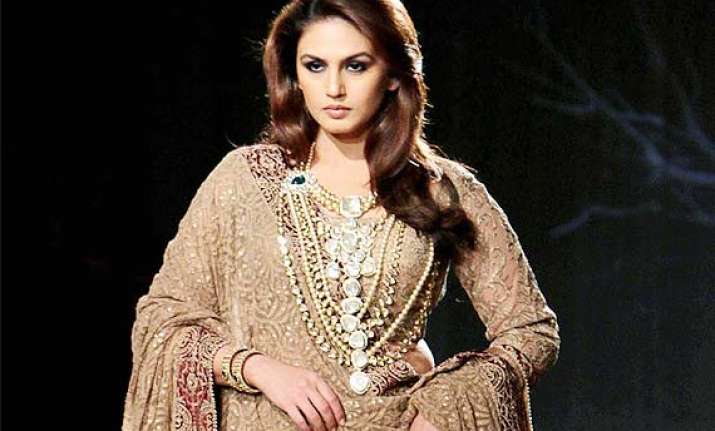 huma qureshi expresses proud on her curves says men prefer