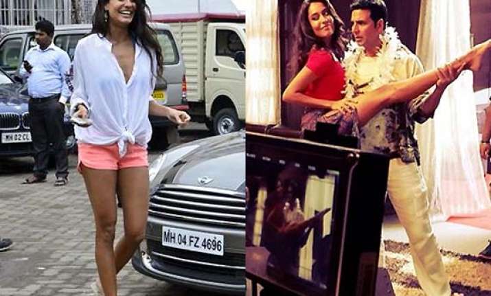 lisa haydon delighted to be a part of shaukeen remake