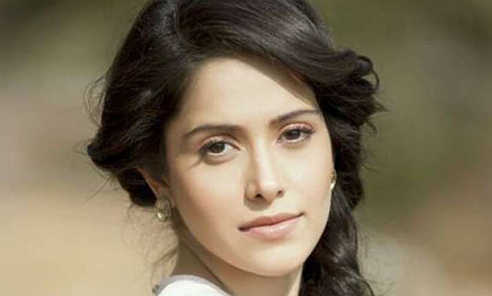 nushrat bharucha can t emote without knowing a language