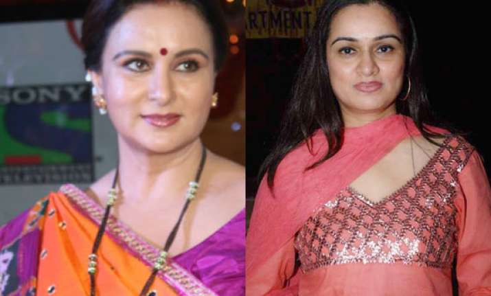 after poonam dhillon now padmini kolhapure makes tv debut