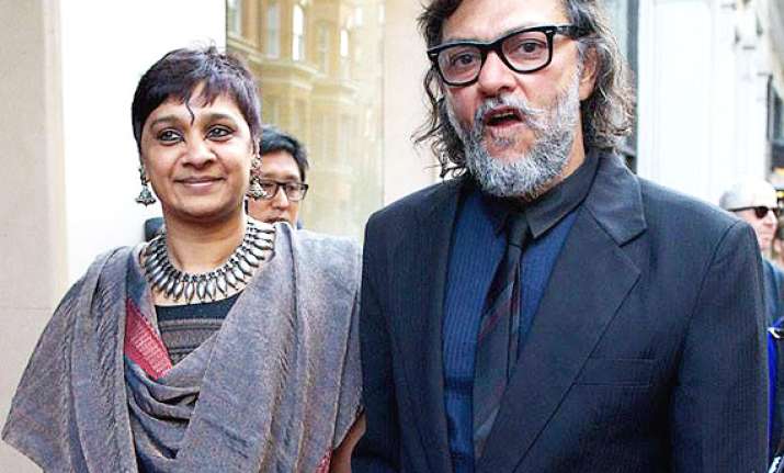 p s bharti credits rakeysh omprakash mehra for making ru ba