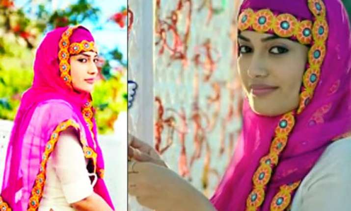 qubool hai sanam decides to leave bhopal