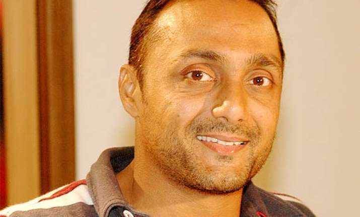 rahul bose up for fight against dengue