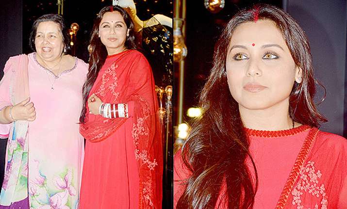 rani mukerji gives first appearance as newlywed looks