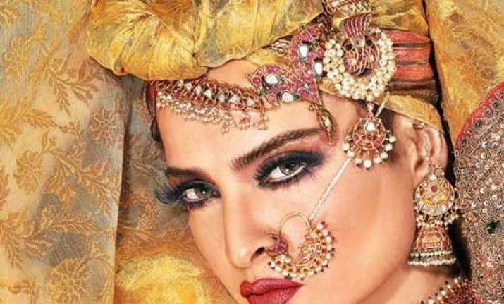 happy birthday rekha