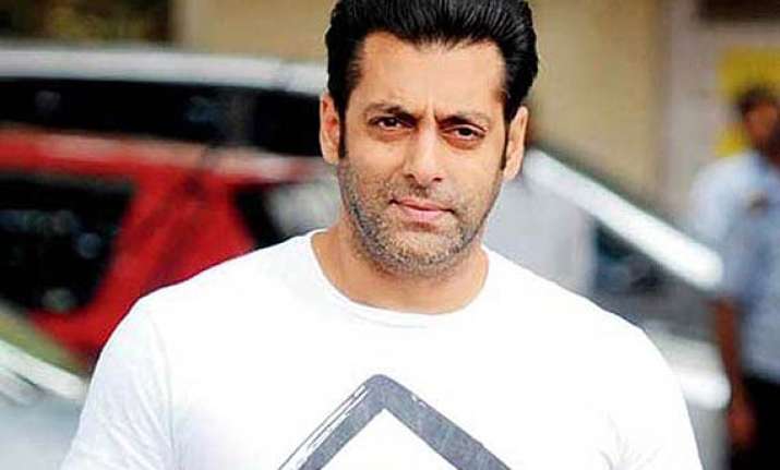 salman khan shoots kick s climax in poland