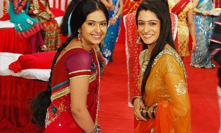 sasural.. will simar and family leave their house
