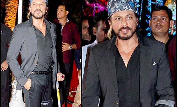 shah rukh khan thanks fans in malaysia after temptation