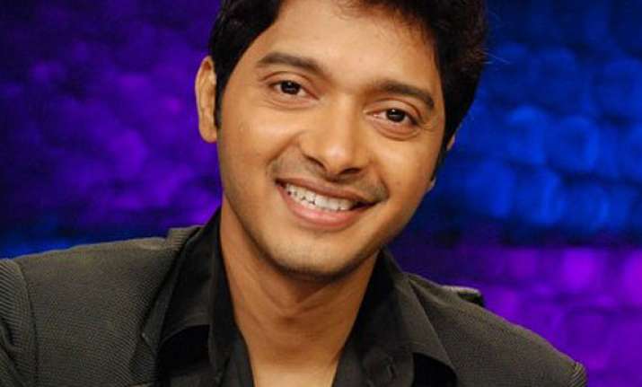 shreyas talpade turns lyricist for his next film