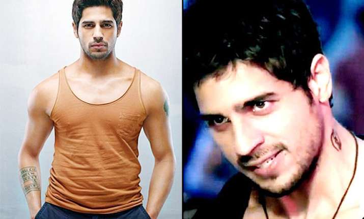 sidharth s mother surprised over his look in ek villain see