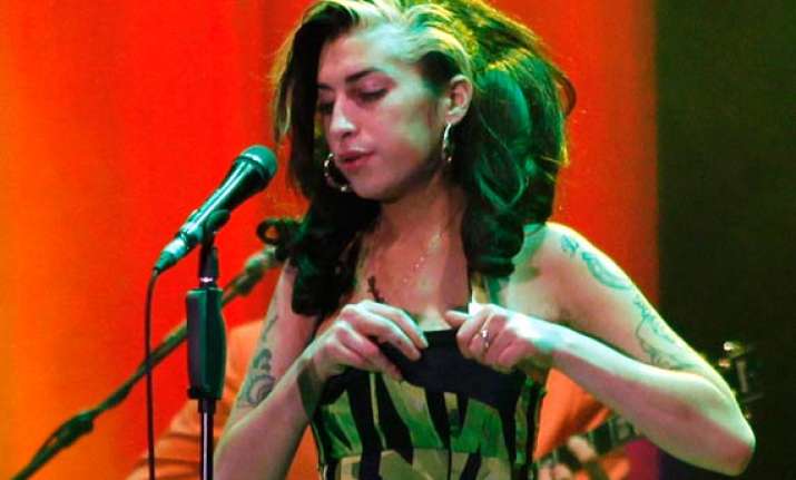 amy winehouse cancels rest of european tour