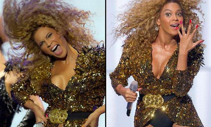 beyonce performs on last night of glastonbury