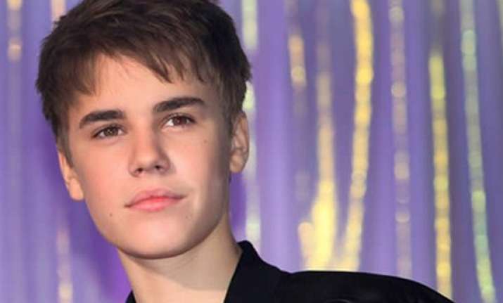 bieber on vacation for new year s eve