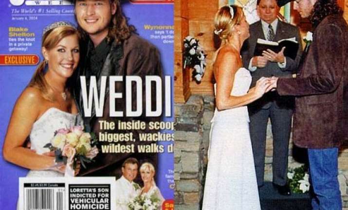 blake shelton s ex wife kaynette williams puts wedding