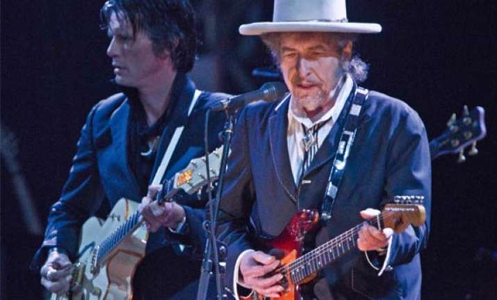 bob dylan holds a concert in tel aviv
