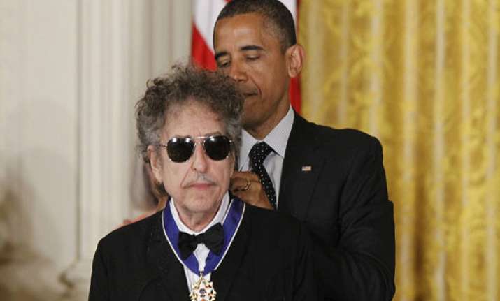 bob dylan predicts obama s landslide win