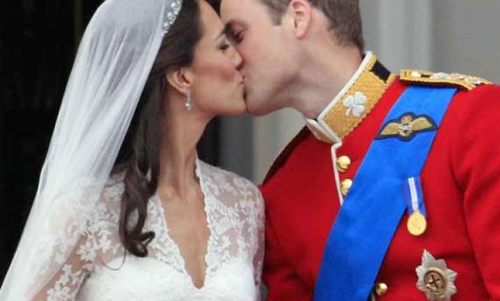 britain s prince william hits 30 says kiss me kate