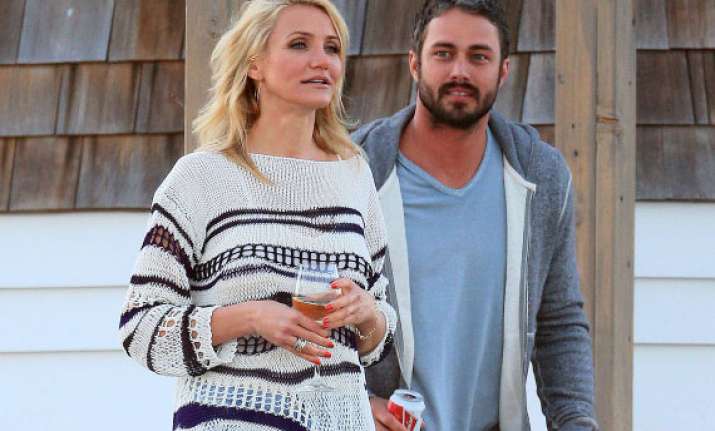 cameron diaz growing close to lady gaga s fiance