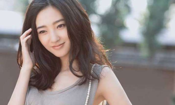 chinese actress denies having facelift