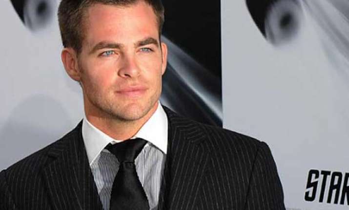 chris pine grabs a role in horrible bosses 2