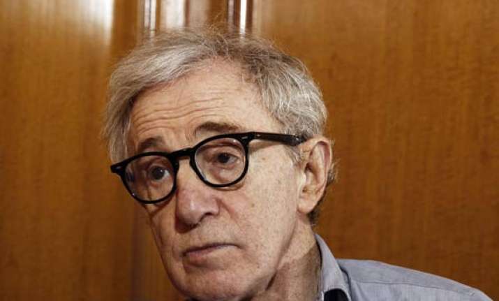 dylan farrow s brother defends woody allen