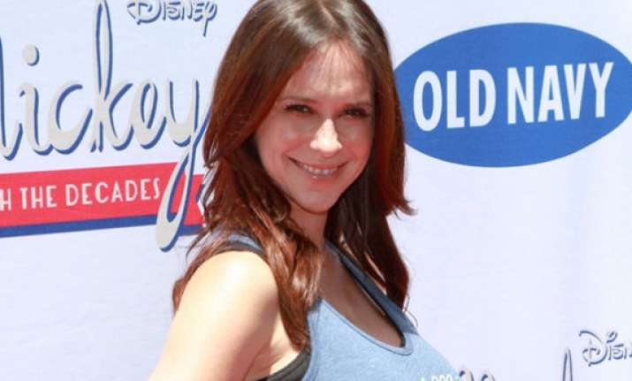 fitness on pregnant jennifer love hewitt s mind