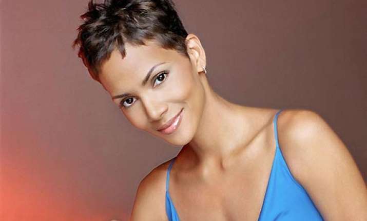 halle berry s alleged stalker charged with burglary