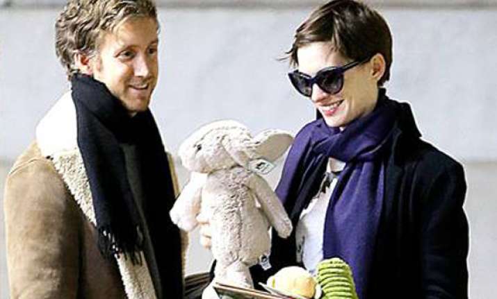 hathaway gets emotional at charity event