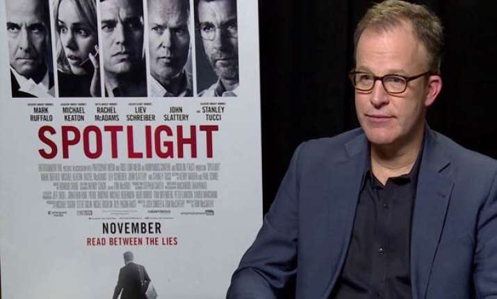 tom mccarthy s spotlight bags best picture award at oscars