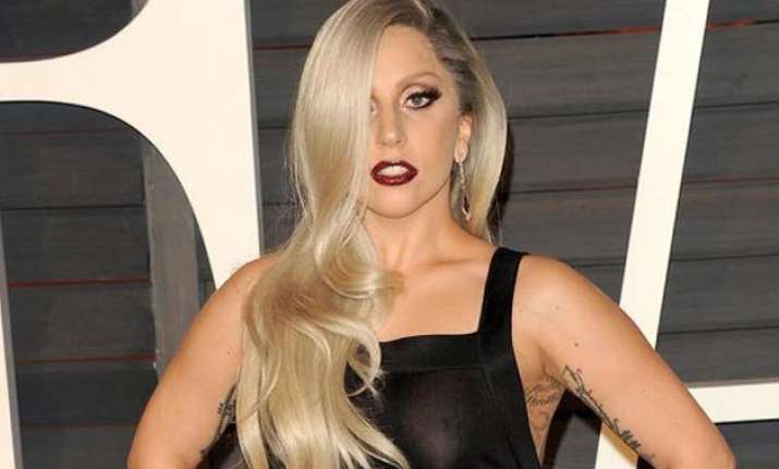 lady gaga called julie andrews before oscars