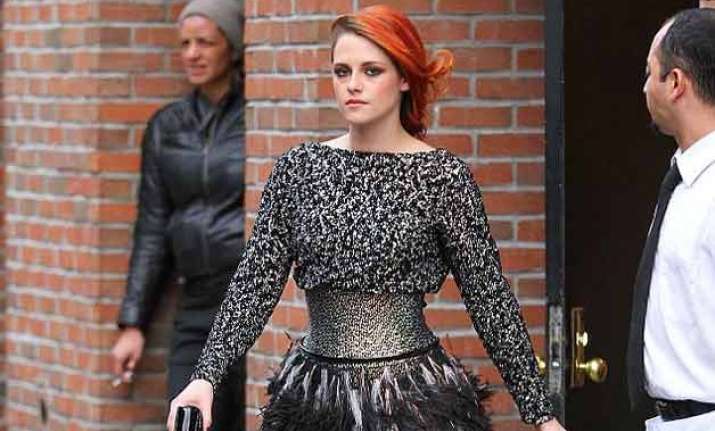 kristen stewart keeps a tab on her acting skills