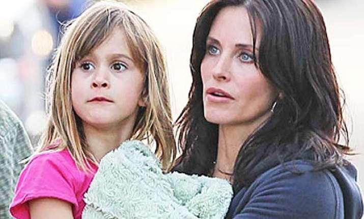 daughter coco planning courteney cox s wedding