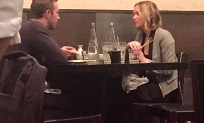jennifer lawrence and chris martin reunite for dinner date