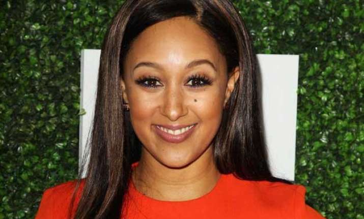 tamera mowry expecting second baby